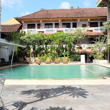 Palm Garden Kuta Hotel Kuta  Exterior photo